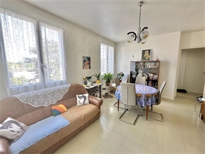 appartement à la vente -   26200  MONTELIMAR, surface 46 m2 vente appartement - APR749000